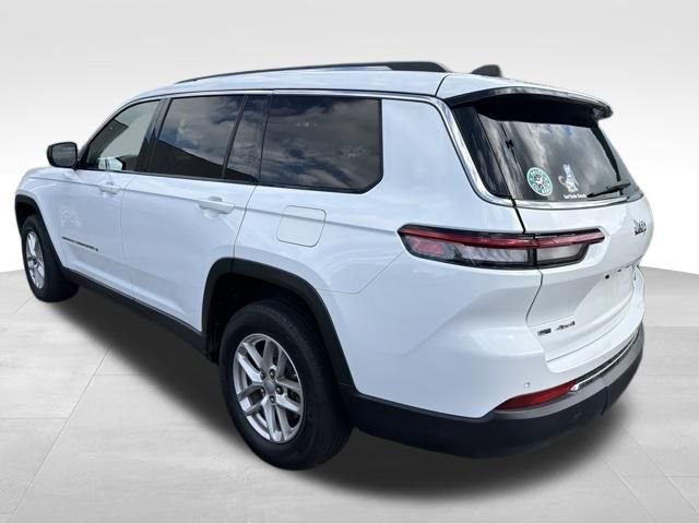 Used 2022 White Jeep Laredo image 6