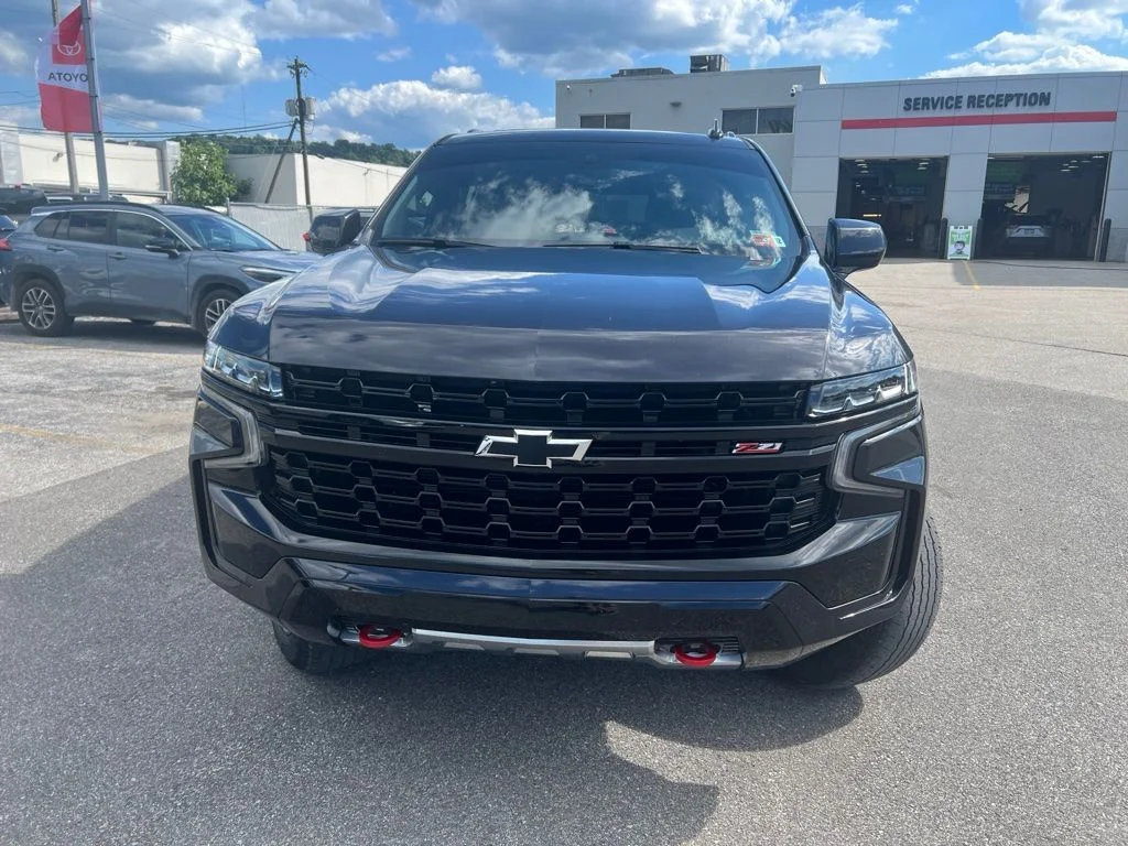 Used 2024 Gray Chevrolet Z71 image 4