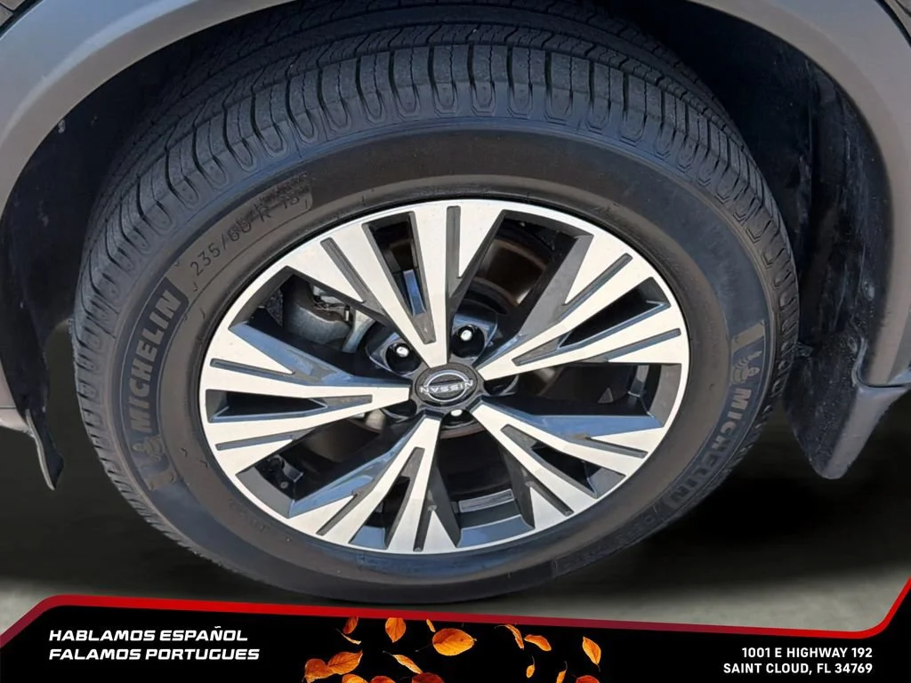Used 2023 Black Nissan SV FWD image 31