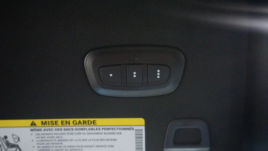 Used 2022 Silver Jeep Summit image 31