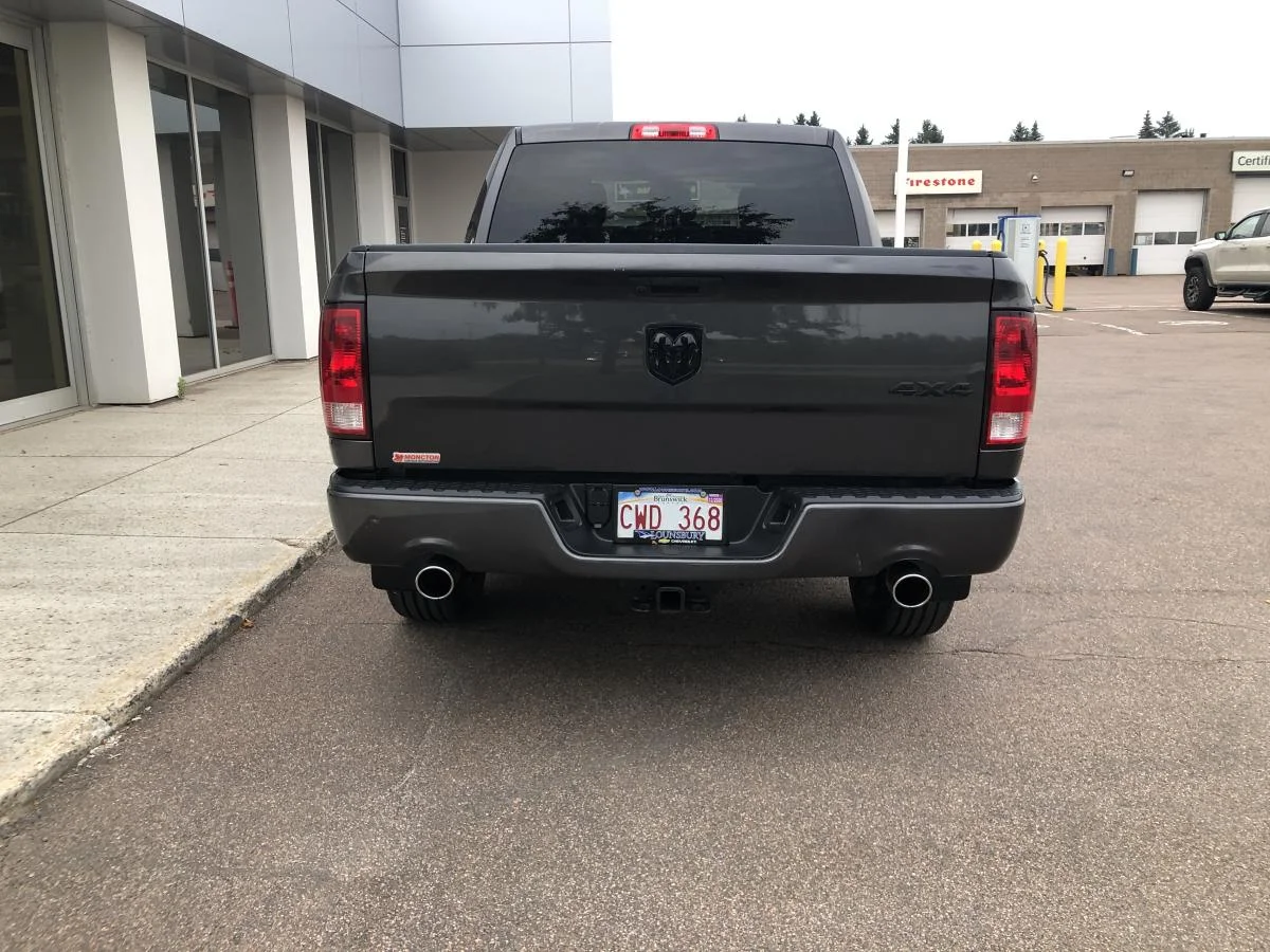 Used 2020 Grey RAM Express 4x4 Crew Cab image 7