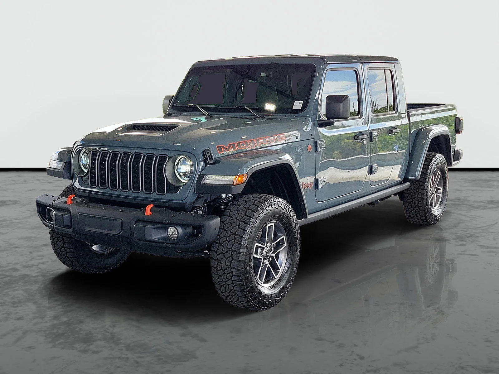 New 2025 Anvil Clear-Coat Exterior Paint Jeep Mojave X image 3