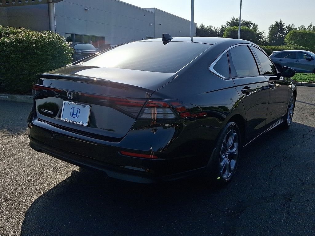 Certified Used 2024 Crystal Black Pearl Honda 1.5T EX image 6
