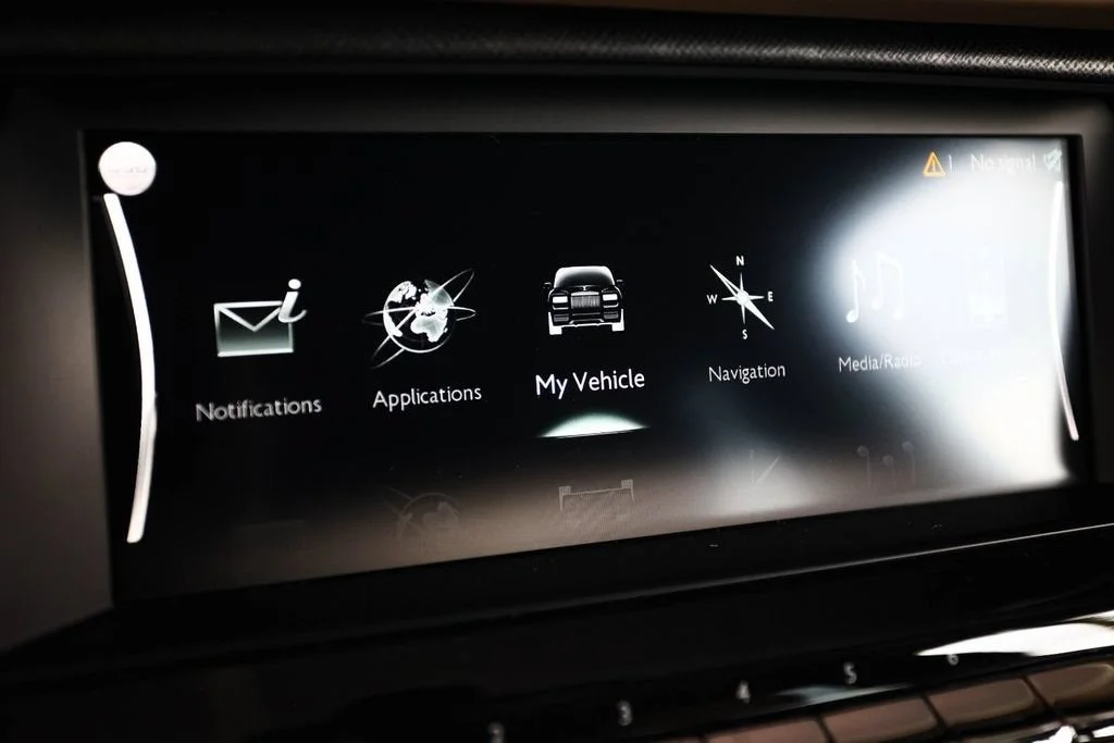 Used 2022 Gunmetal Rolls-Royce Base image 30