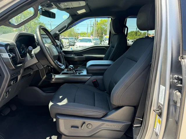 Used 2023 Iconic Silver Metallic Ford XLT image 11