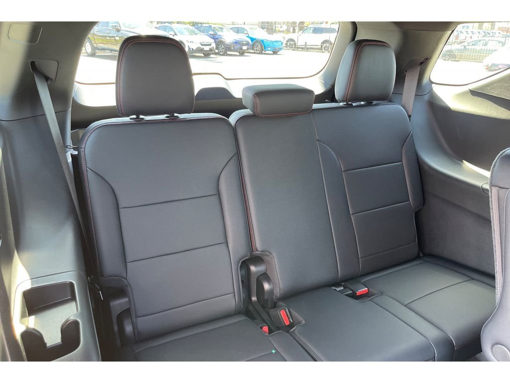 Used 2026 Stardust Metallic Chevrolet FWD RS image 19