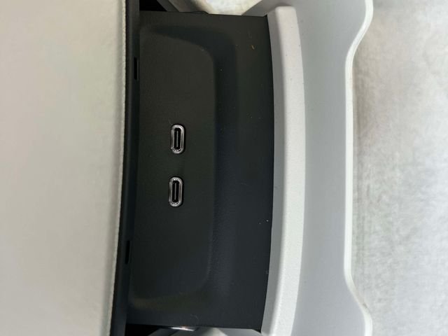 Certified Used 2025 White Mercedes-Benz 350 SUV image 14