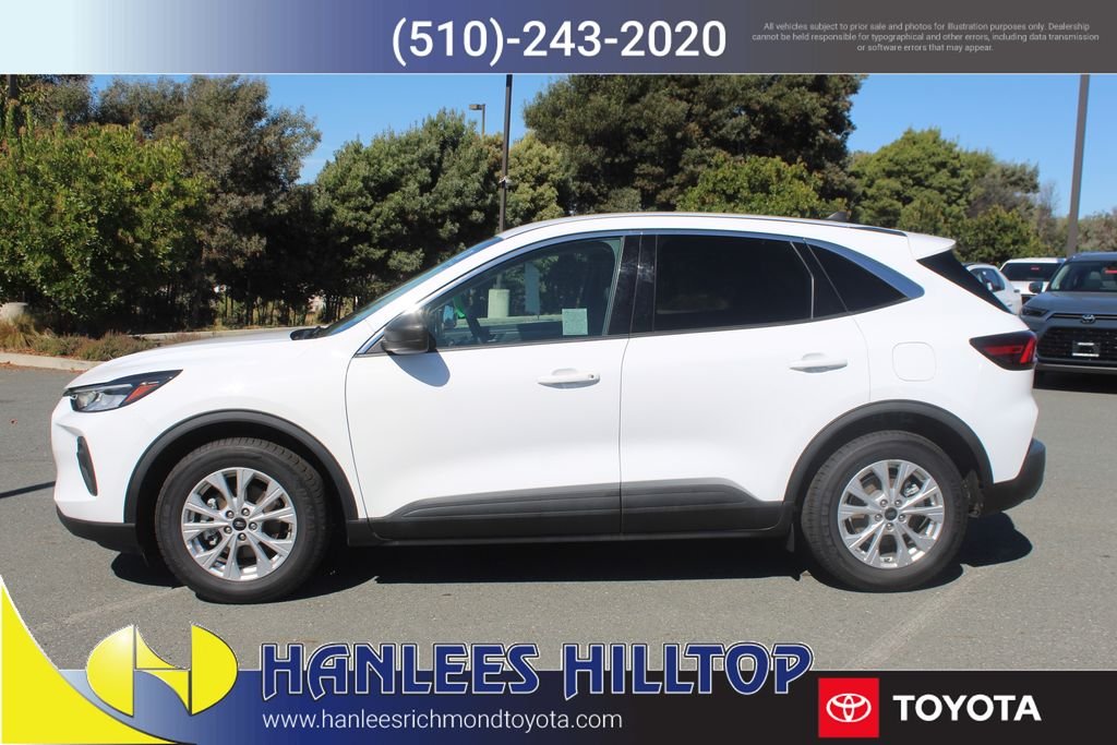 Used 2024 White Ford Active image 2
