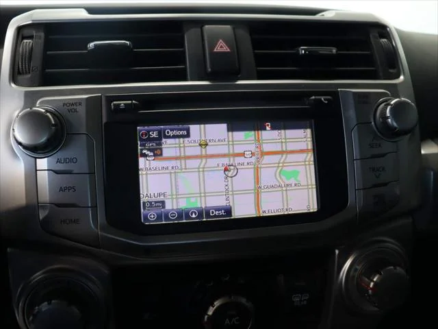 Used 2019 White Toyota SR5 image 12