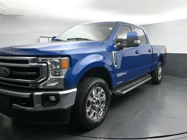 Used 2022 Blue Ford Lariat image 3