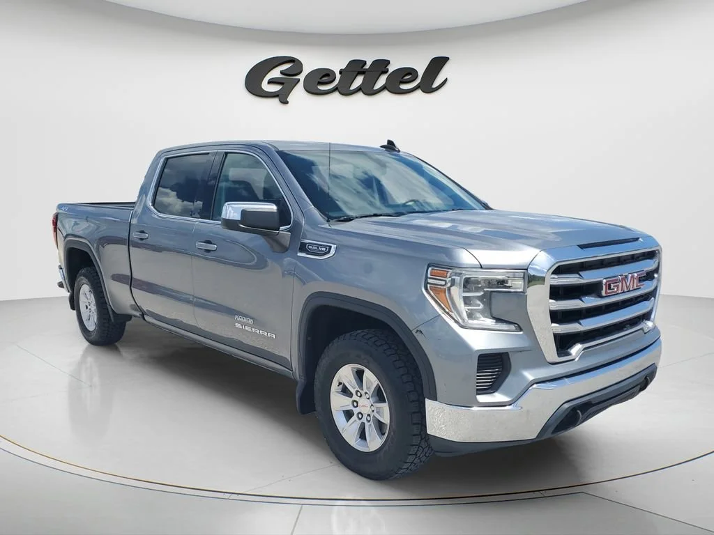 Used 2019 Gray GMC SLE image 3