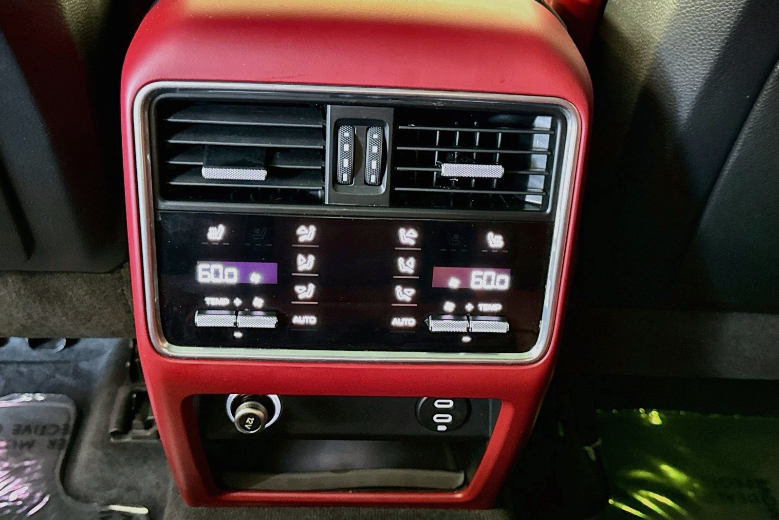 Used 2023 Black Porsche  image 24