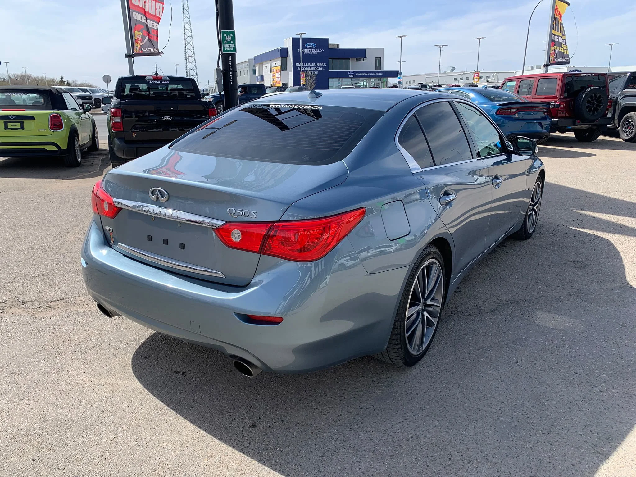 Certified Used 2017 Hagane Blue Metallic INFINITI 3.0T AWD*Hagane Blue | Remote Start | Nav | Htd Leather | Sunroof | BOSE Performance Series Audio image 10