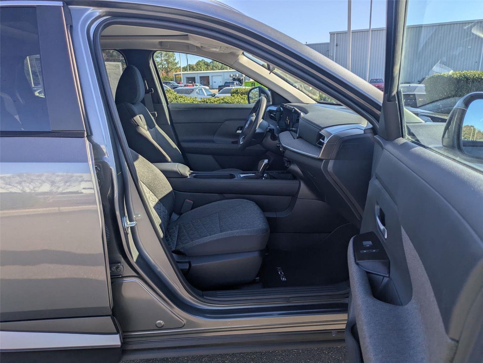 2026 Nissan KICKS SV - Photo 32