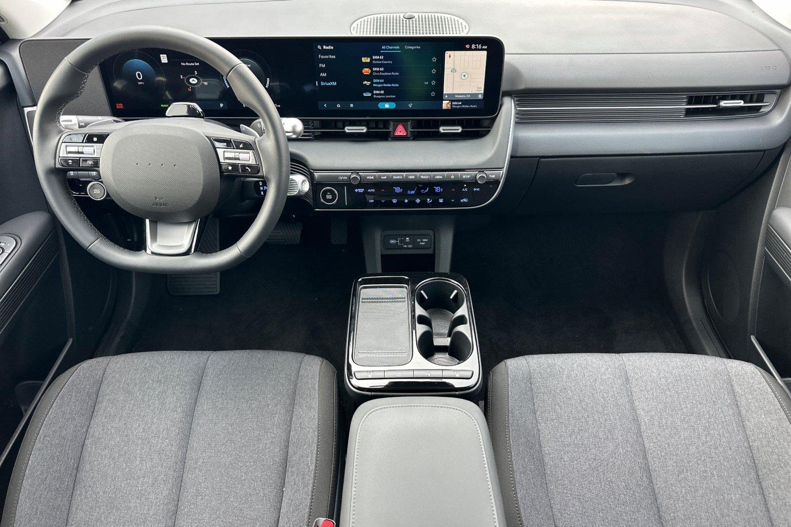 New 2026 Abyss Black Hyundai SE image 32
