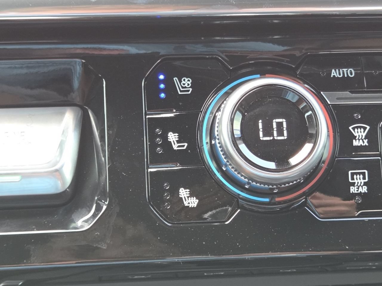 New 2026 Glacier White Tricoat GMC Denali image 7