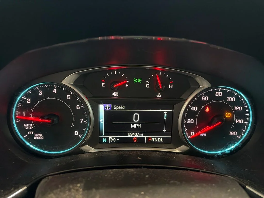 Used 2018 Sandy Ridge Metallic Chevrolet LT image 3