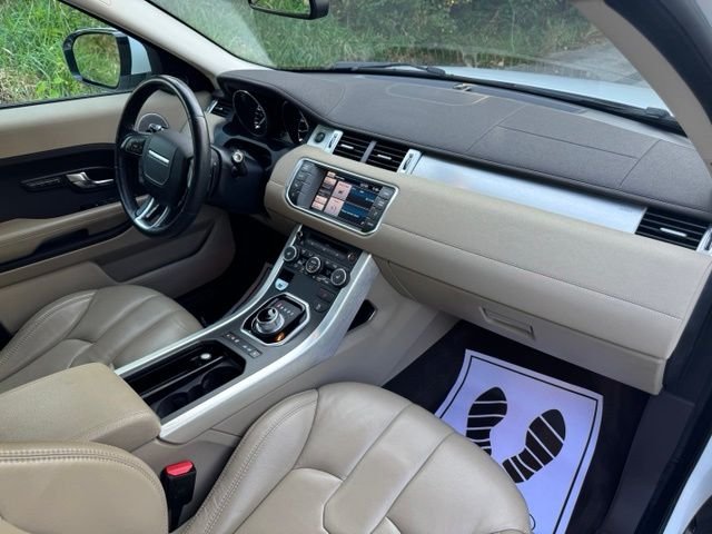 Used 2013 Fuji White Land Rover Pure image 19