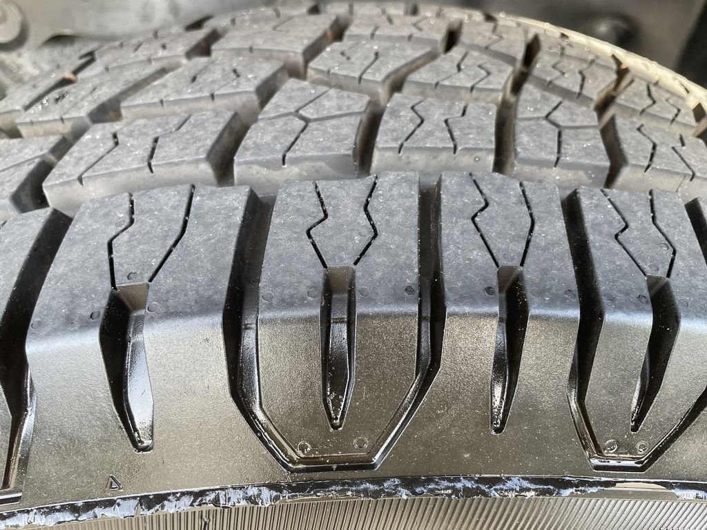 Used 2024 Silver Jeep Rubicon 4xe image 30