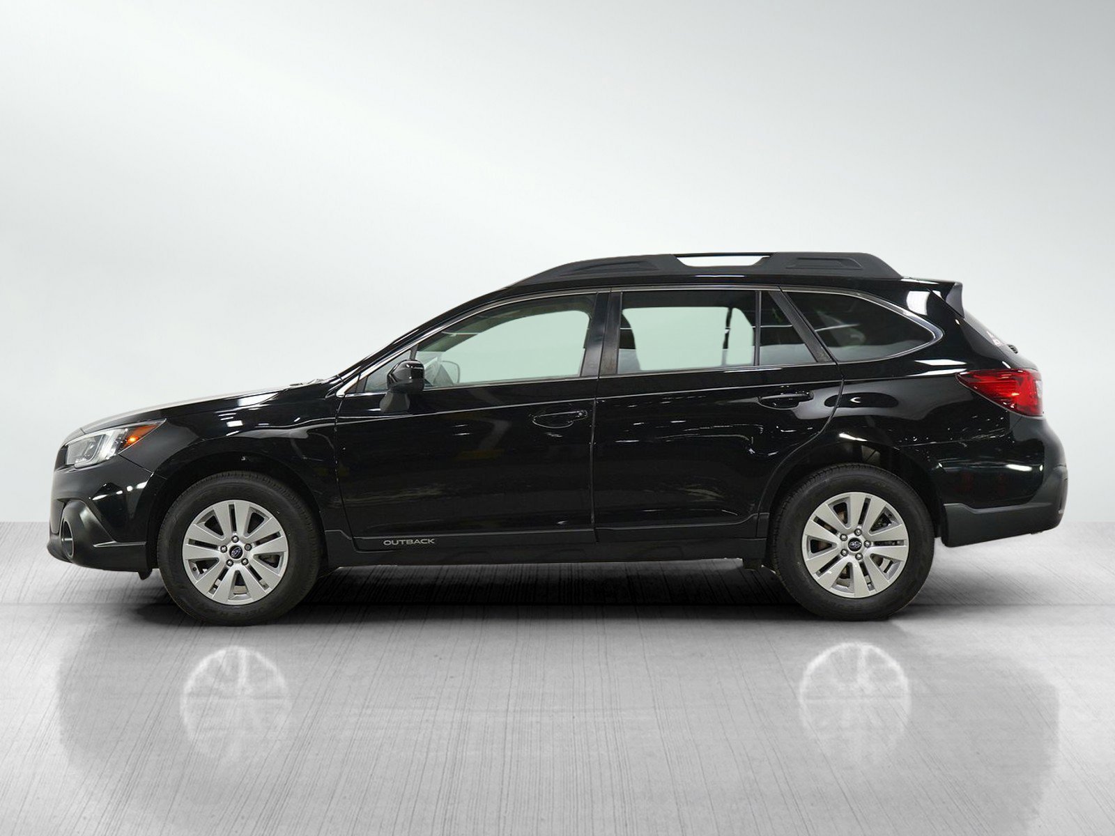 Used 2019 Subaru Outback Premium with VIN 4S4BSAFC1K3309077 for sale in Burnsville, Minnesota