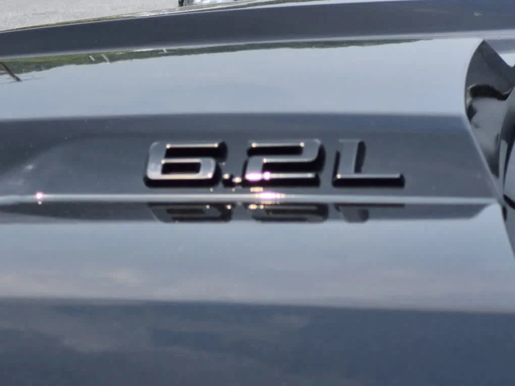 Used 2025 Black Chevrolet ZR2 image 26