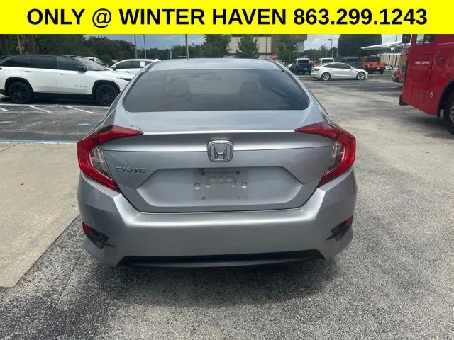 Used 2017  Honda LX image 4