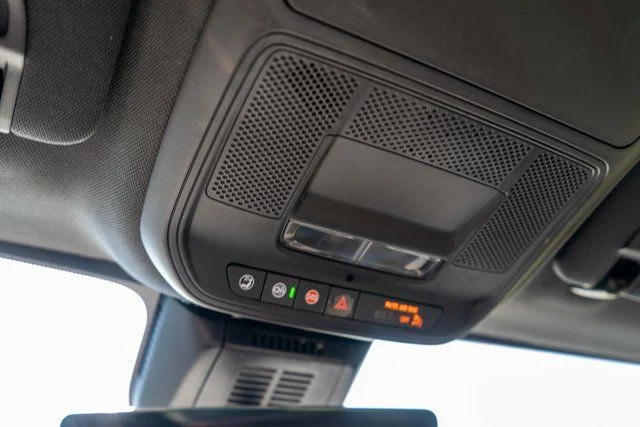 Used 2025 Blue Chevrolet LT image 33