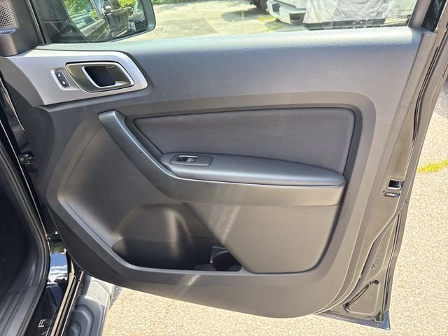 Used 2023 Black Ford XLT image 28