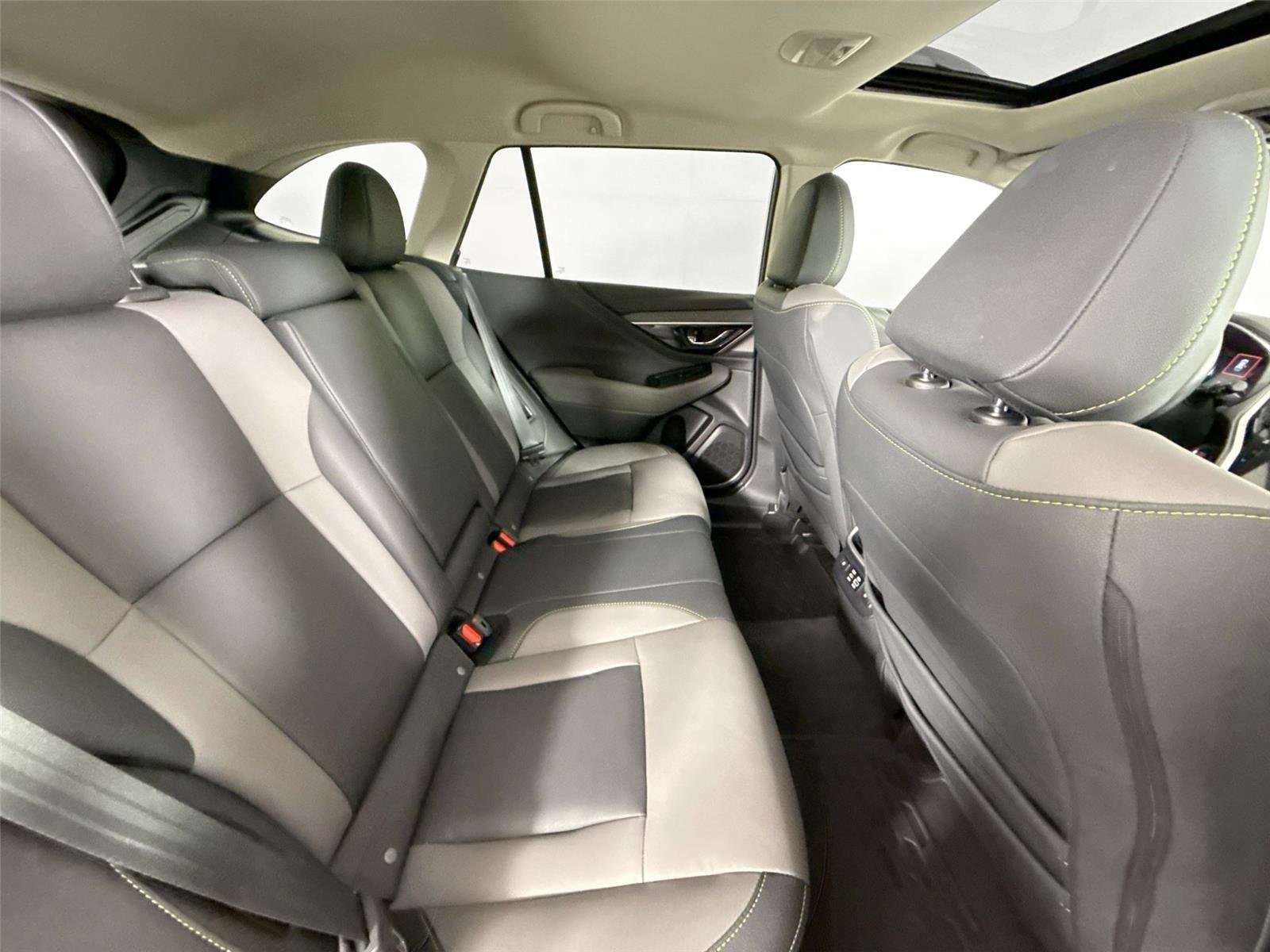 2024 Subaru Outback Onyx Edition - Photo 43
