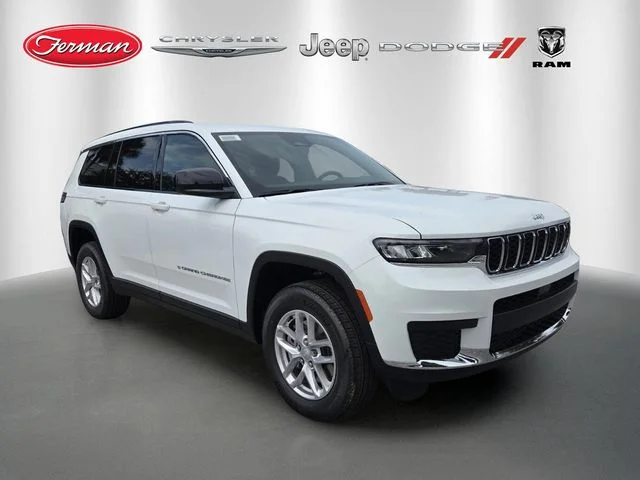 New 2026 Bright White Clear-Coat Exterior Paint Jeep Laredo image 1