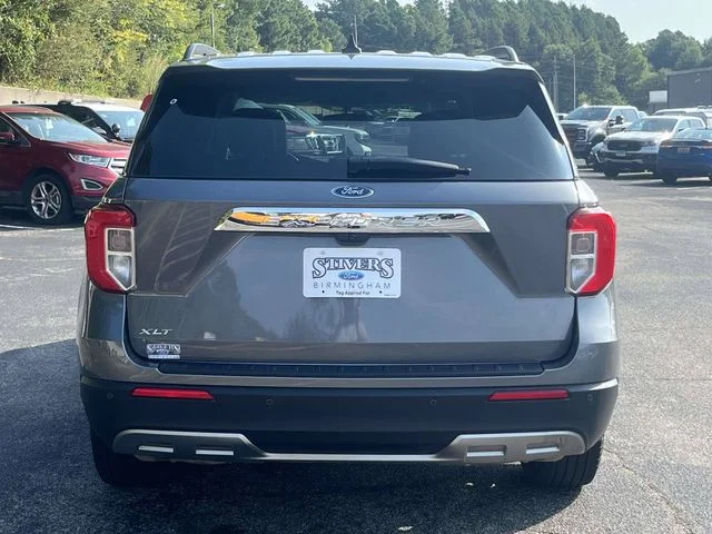 Certified Used 2023 Gray Ford XLT image 5