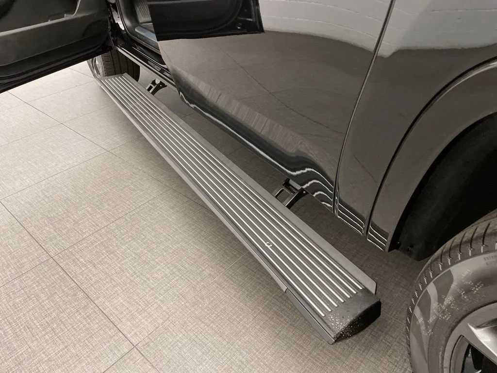 New 2026 Black Jeep Summit Obsidian image 12
