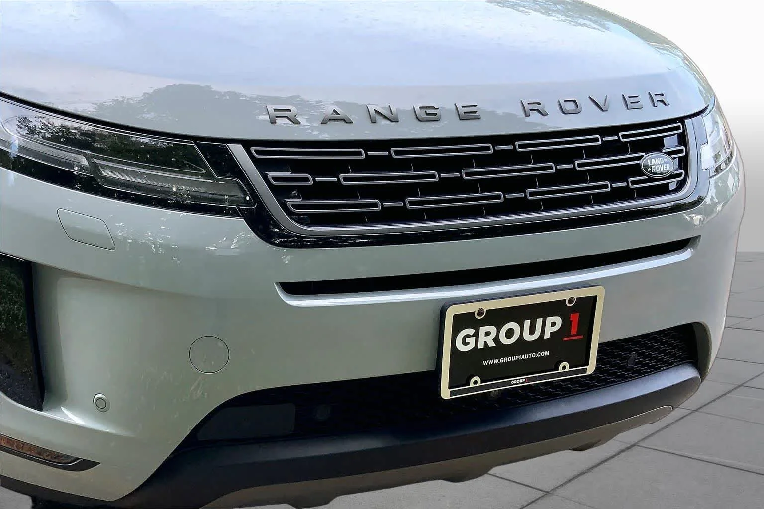 Used 2026 Arroios Grey Metallic Land Rover Core S image 29