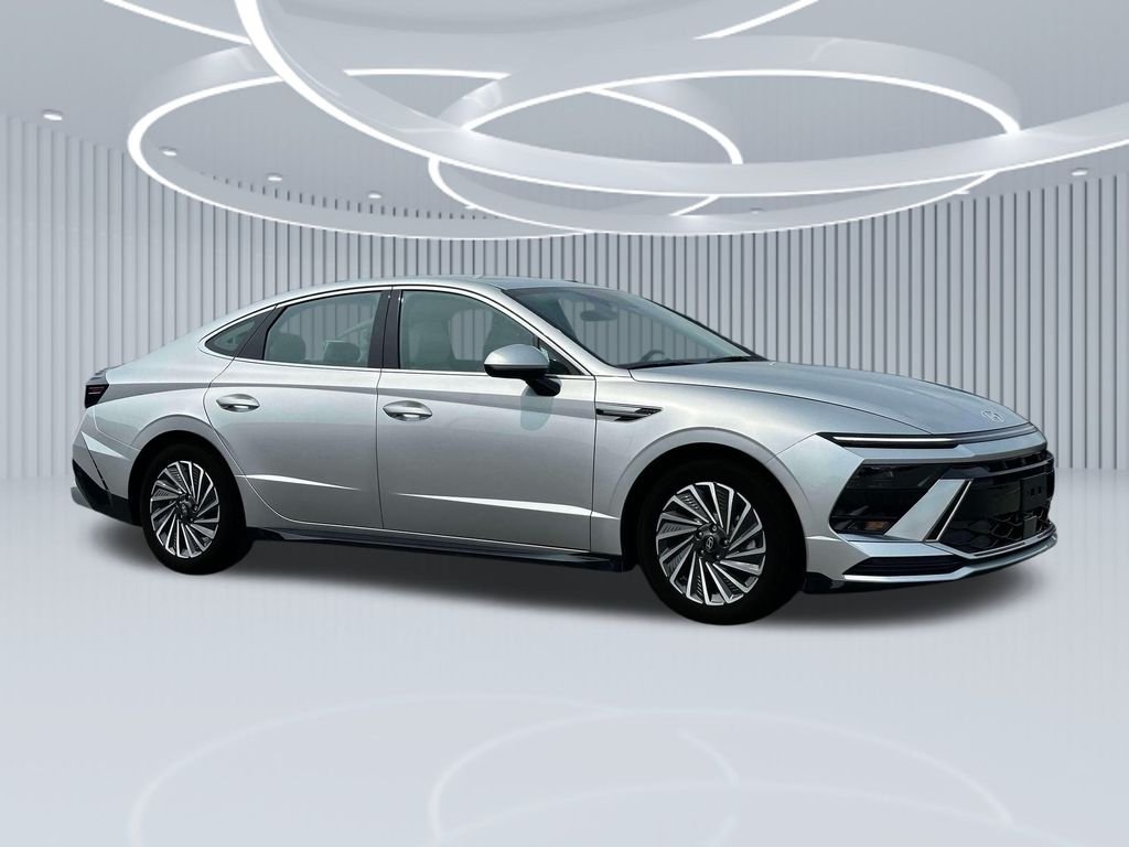 New 2025 Silver Hyundai Limited image 29