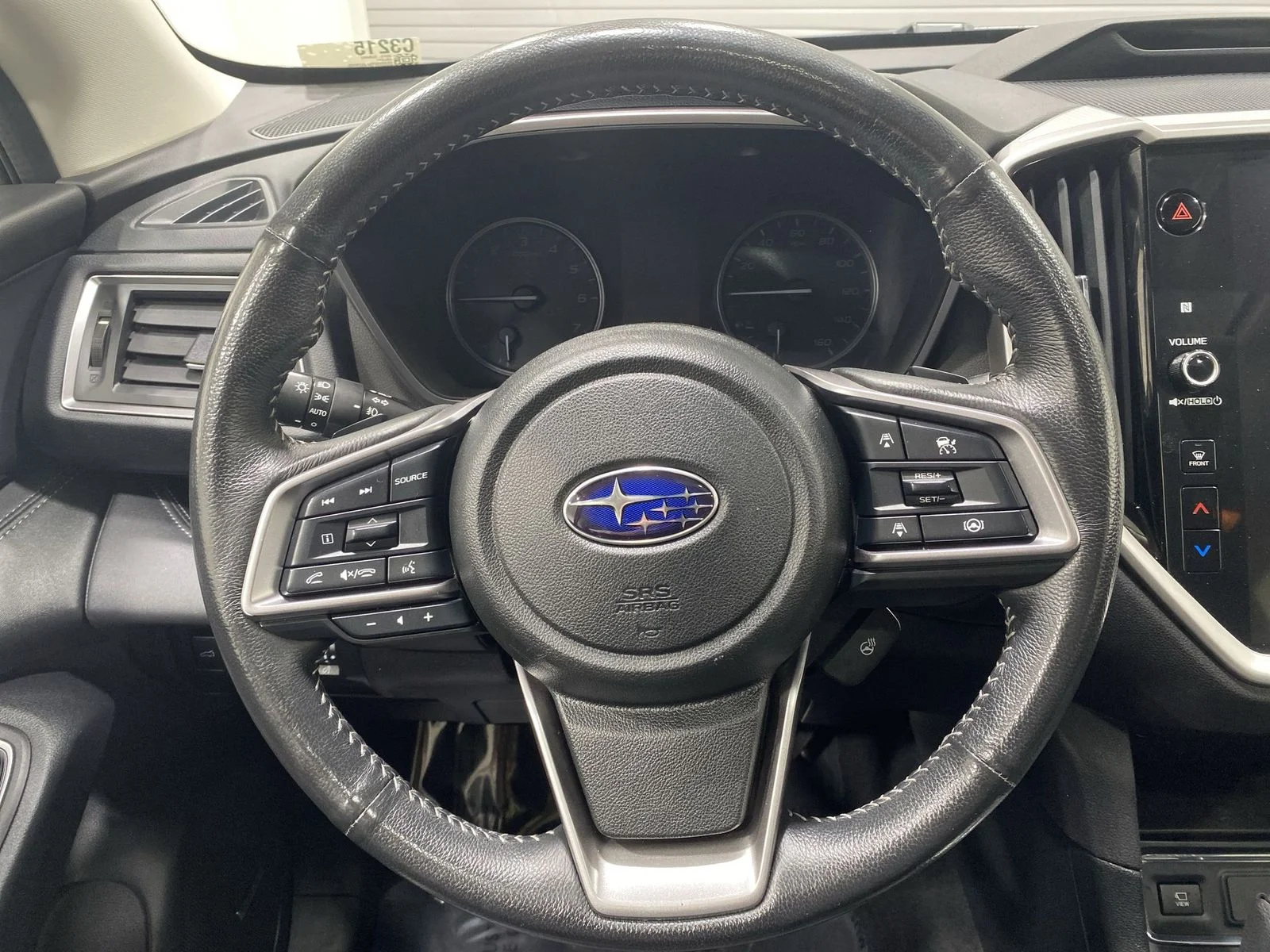 2023 Subaru Ascent Limited - Photo 14