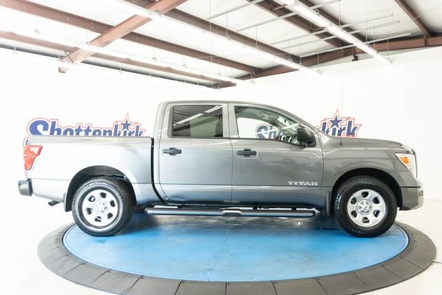 Used 2021 Gray Nissan S image 24