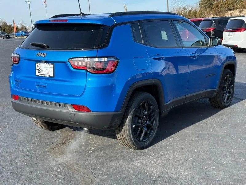2026 Jeep Compass Altitude - Photo 3