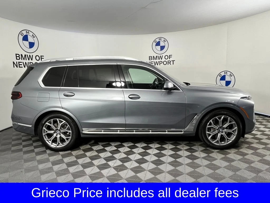 Used 2023 Skyscraper Grey Metallic BMW xDrive40i image 11
