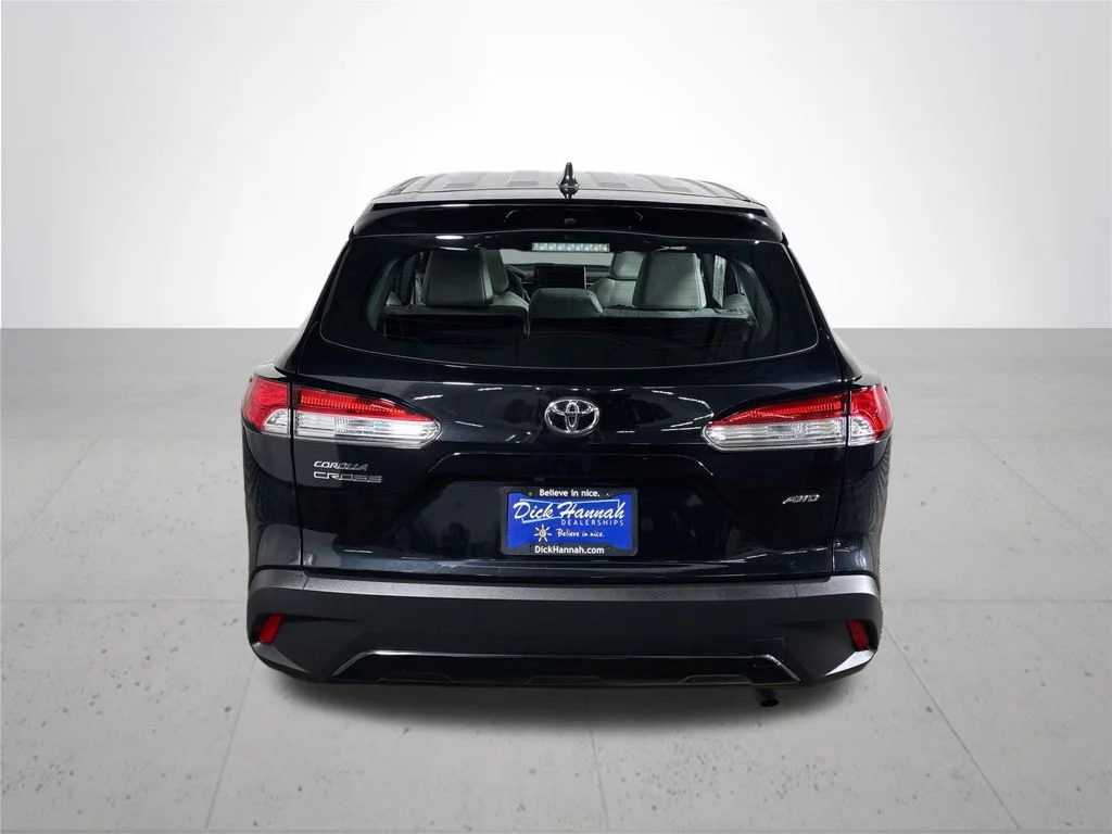 Used 2025 Black Toyota L image 7