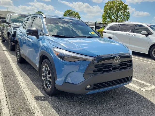 Used 2026 Blue Toyota XLE image 3