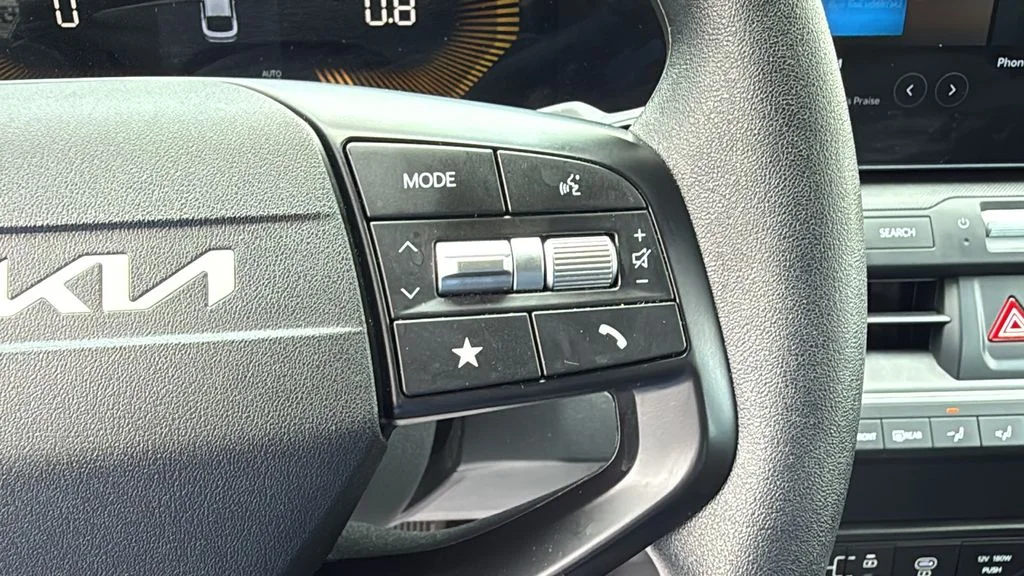 Used 2025 Gray Kia LXS image 22