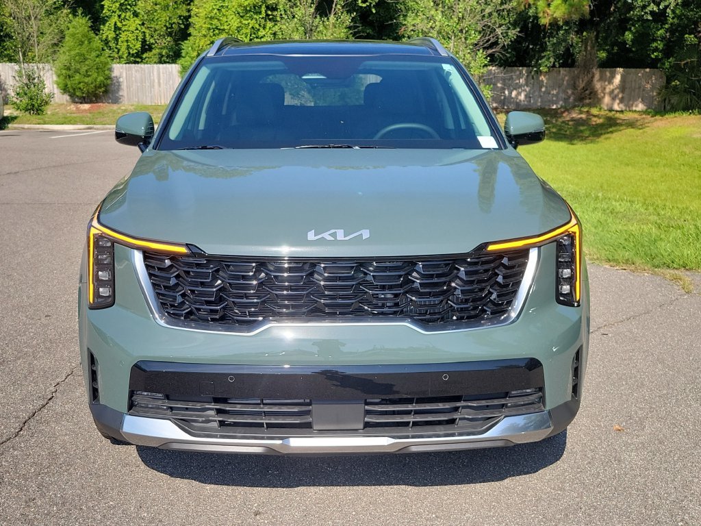 New 2026 Cityscape Green Kia EX image 2