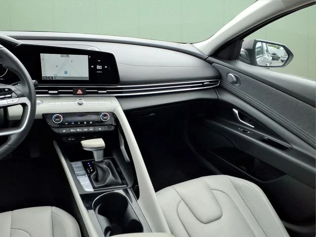 Used 2025 Silver Hyundai Limited image 19