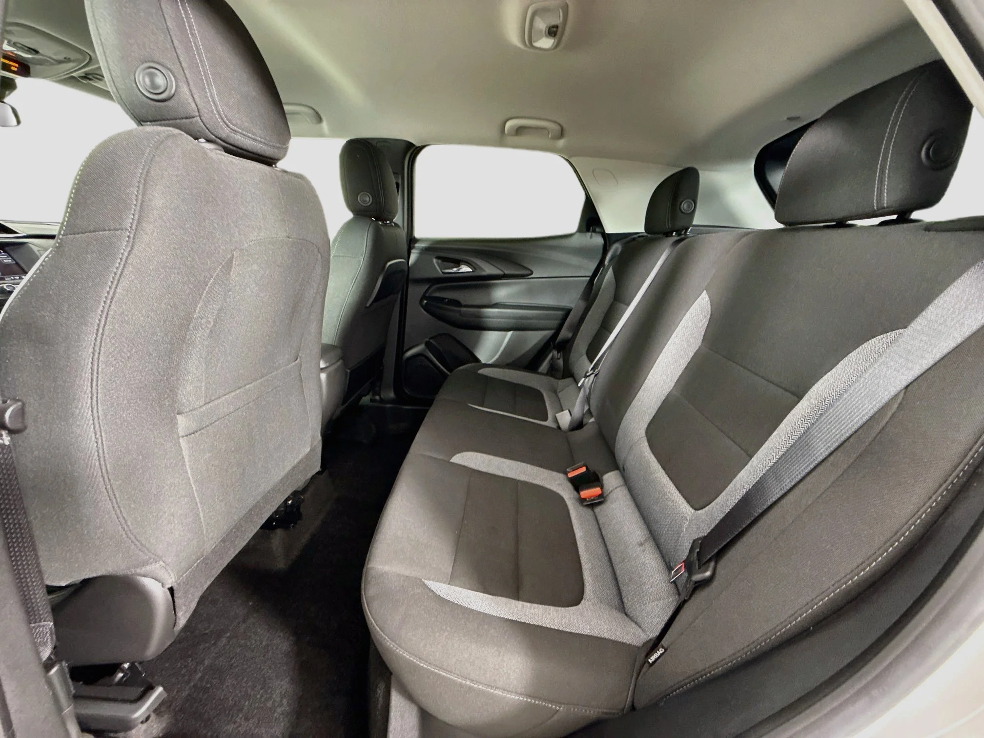 Used 2023 Summit White Chevrolet LT image 25