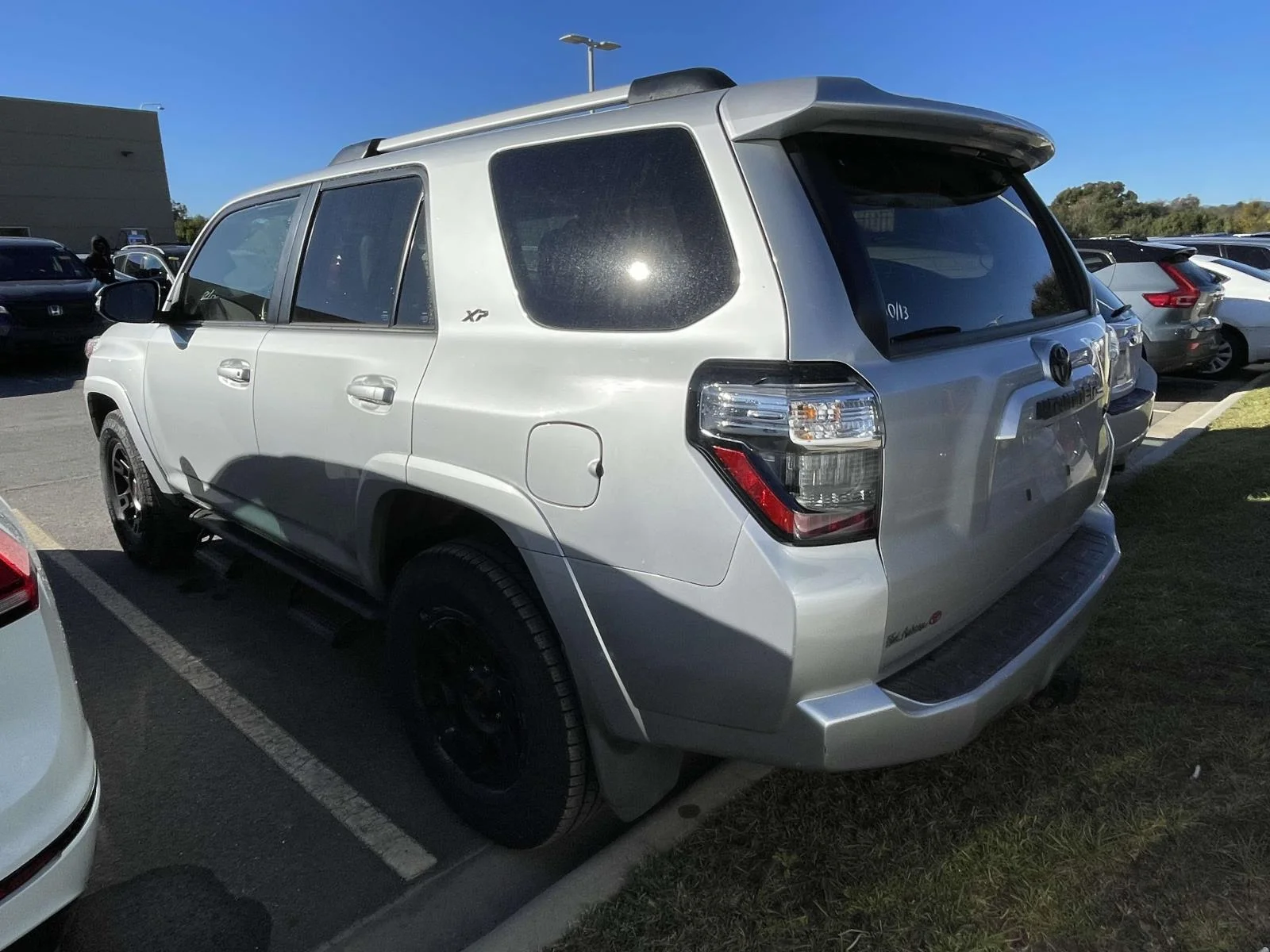 Used 2022 Classic Silver Metallic Toyota SR5 Premium image 3