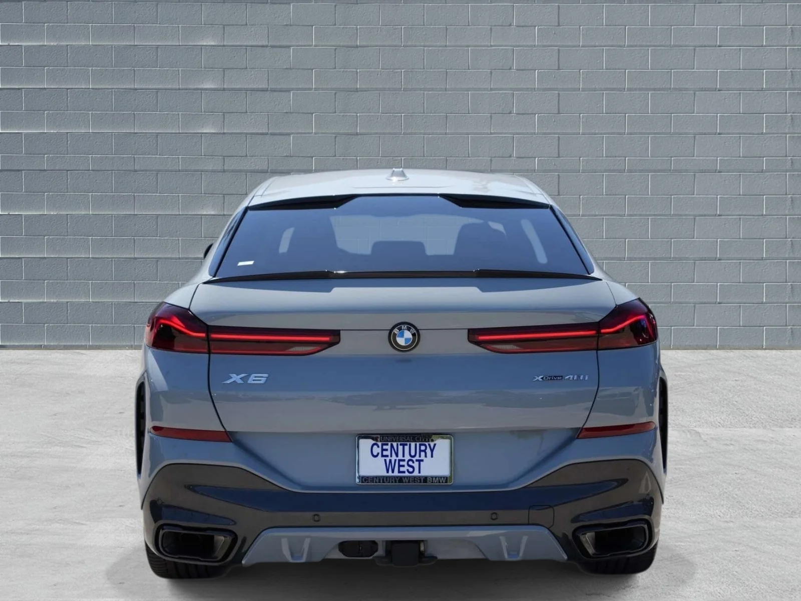Certified Used 2025 Brooklyn Grey Metallic BMW xDrive40i Sports Activity Coupe image 4