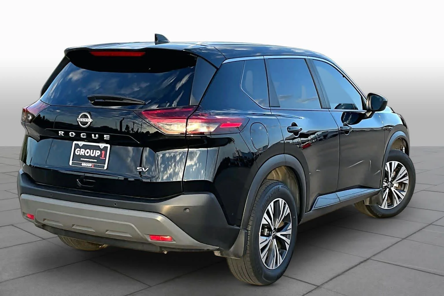 Used 2023 Super Black Nissan SV image 13