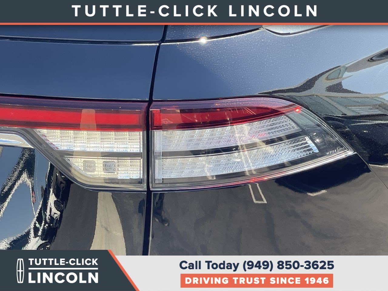 Certified Used 2022 Black Lincoln Black Label Grand Touring image 9