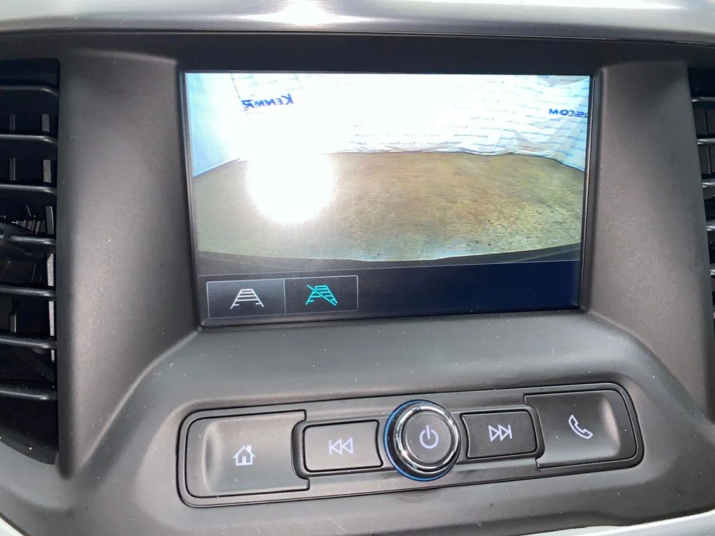 Used 2017 Red GMC SLE-2 image 23