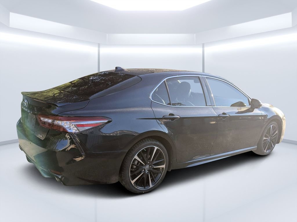 Used 2019 Blue Toyota XSE V6 image 3